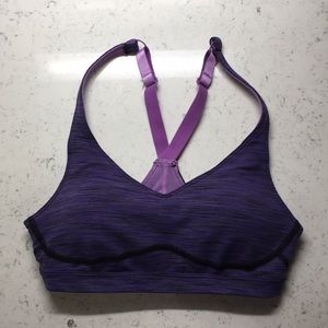 Lucy sports bra